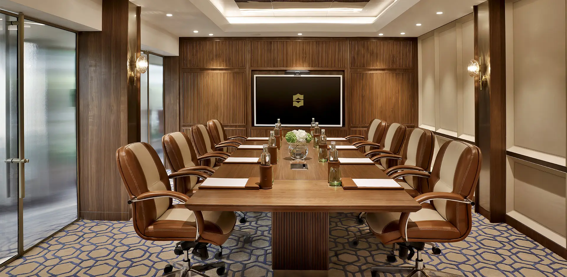 میز کنفرانس 8 نفره مستطیل شکل